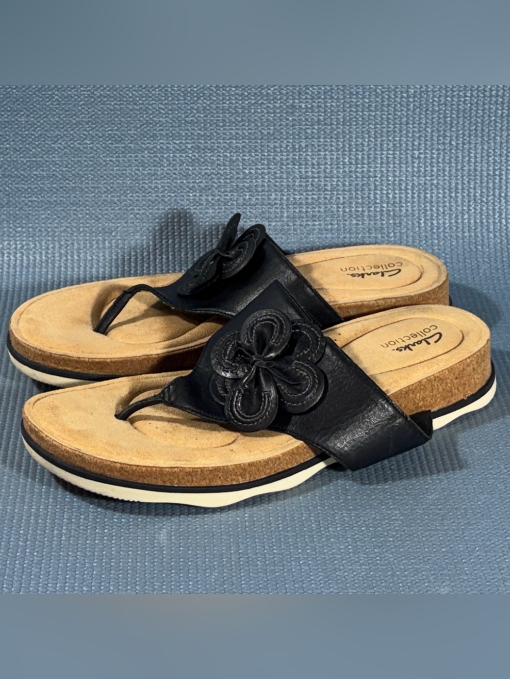 Clarks Women’s Black Leather Brynn Style Embellished Thong Sandals Size 11